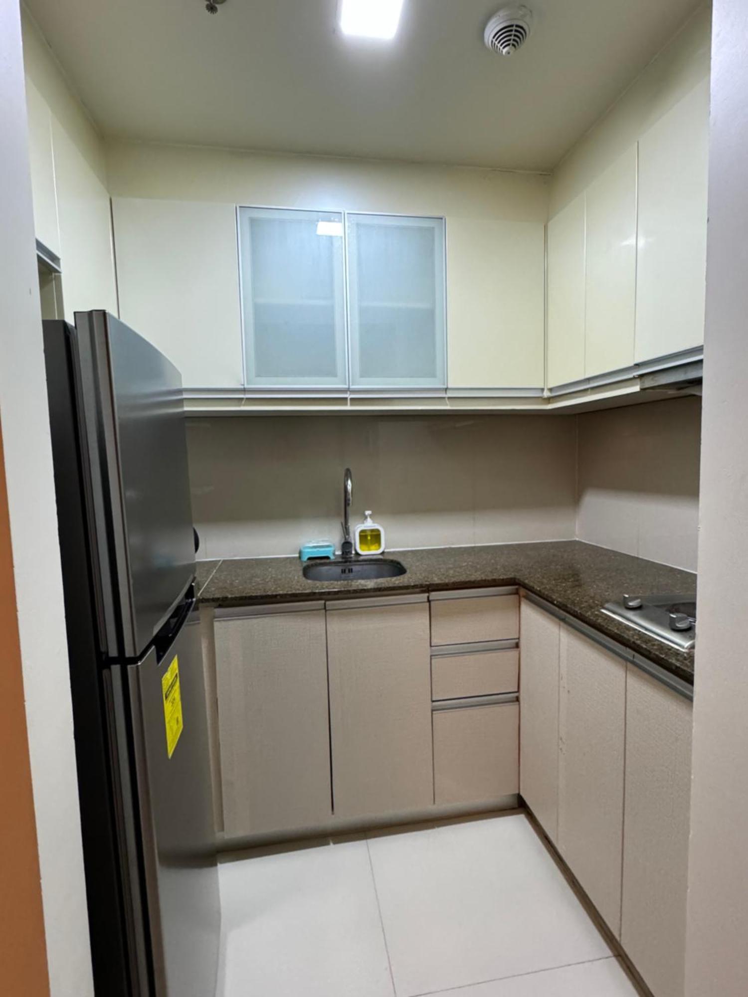 81 Newport Blvd Cluster 4 Unit B 3Rd Flr By Rechelle Nunag Pasay Eksteriør bilde
