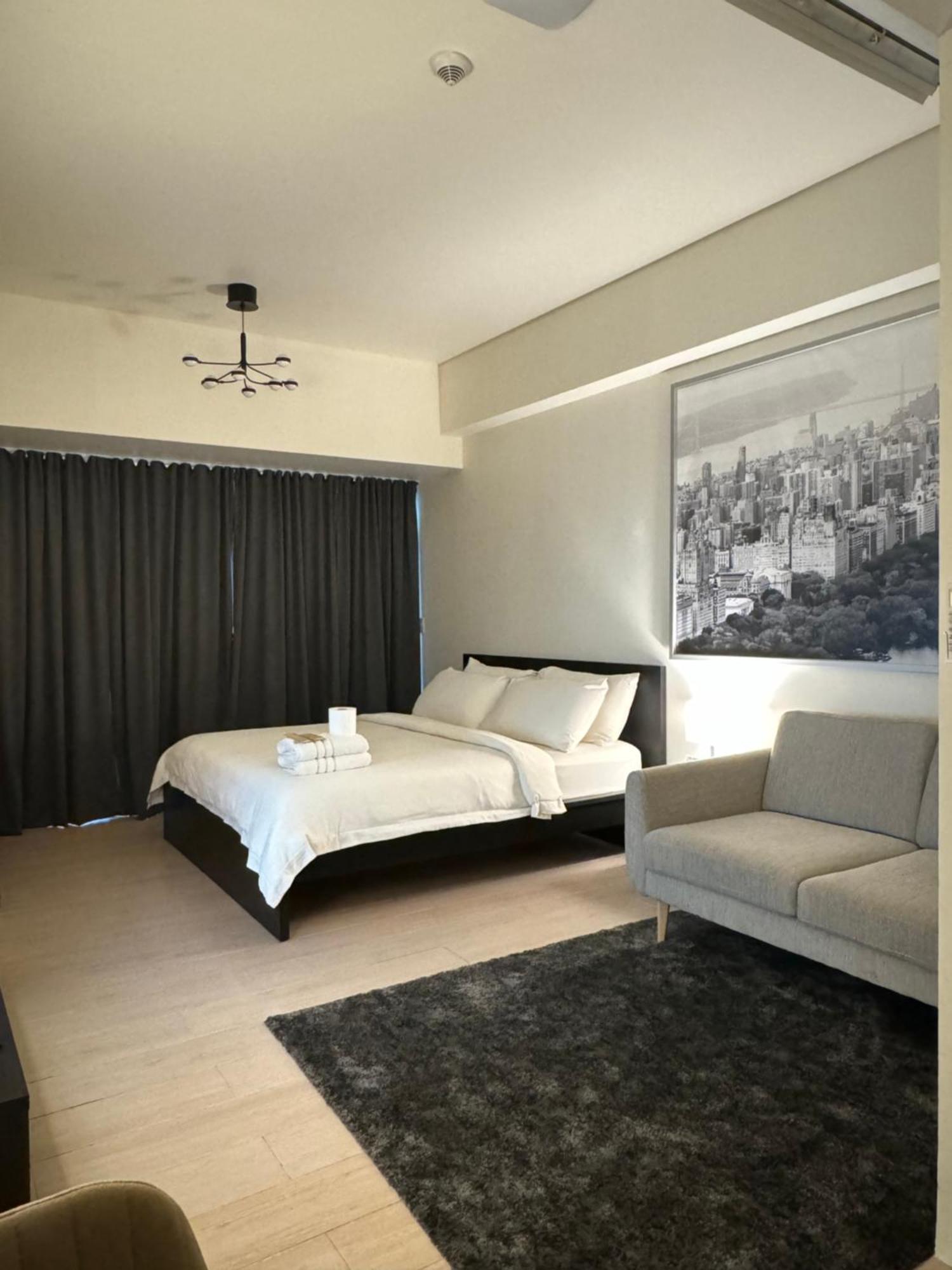 81 Newport Blvd Cluster 4 Unit B 3Rd Flr By Rechelle Nunag Pasay Eksteriør bilde